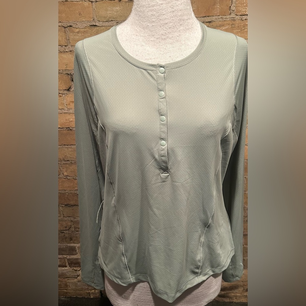 Women's Avalanche Button-Down Shirt